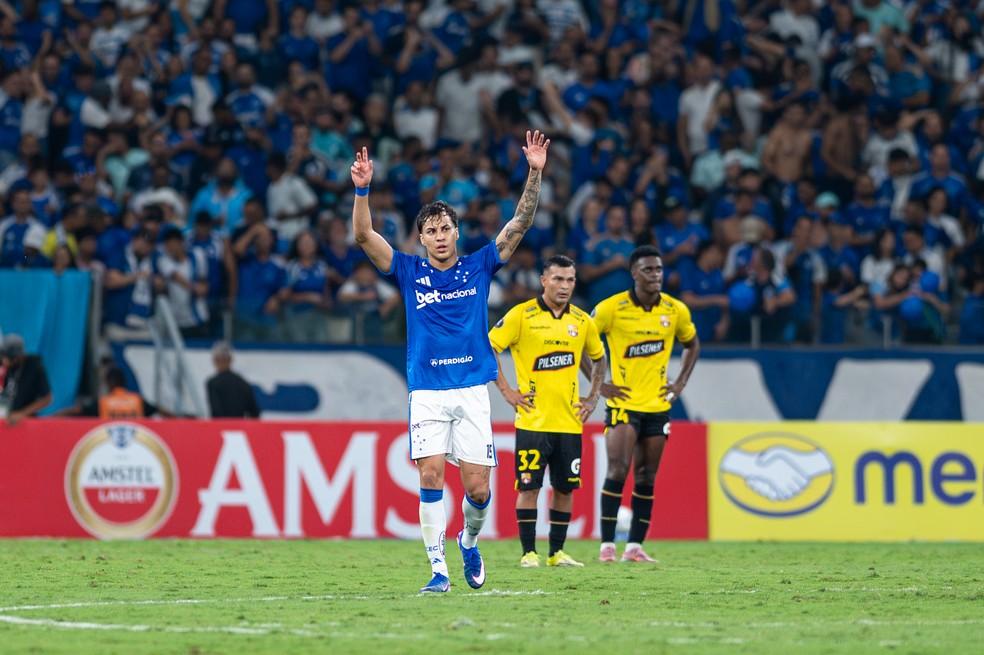 Kaio Jorge comemora gol anulado pelo Cruzeiro na Libertadores