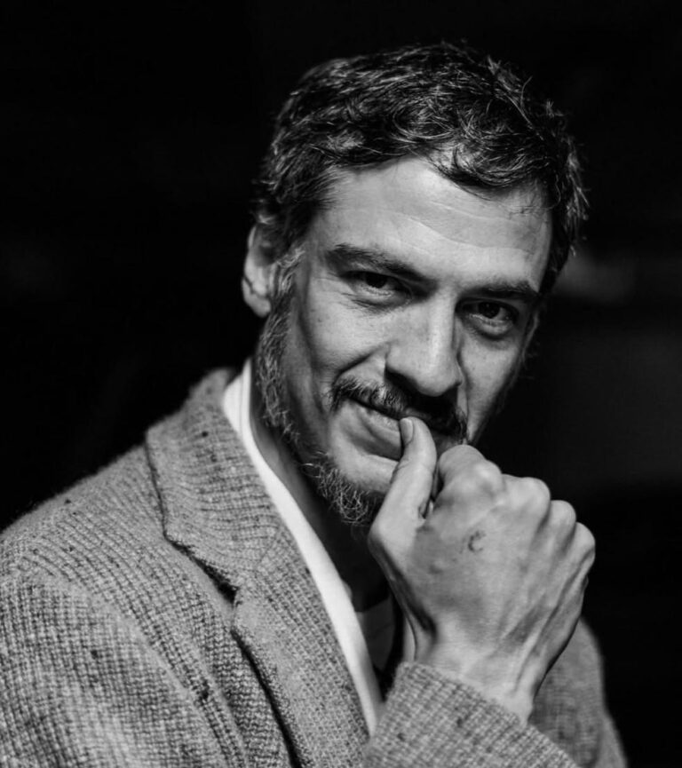 Mateus Solano brinca sobre cantada de homem após separação: ‘Ainda não sou gay’
