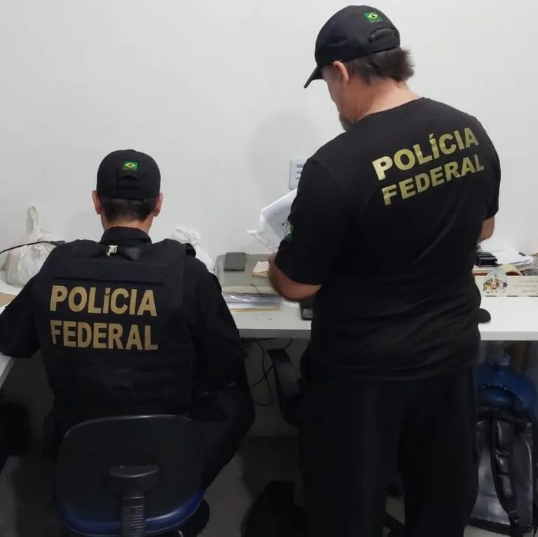 Polícia Federal Desmantela Rede de Falsificação de Certificados de Vigilantes
