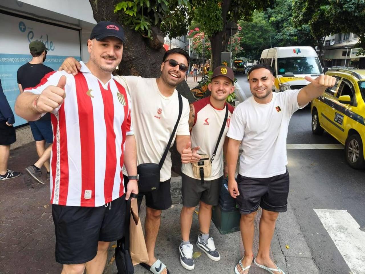 Grupo de torcedores do Estudiantes