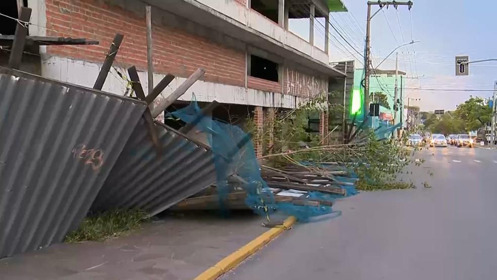 Temporal causa estragos em cidades do RS