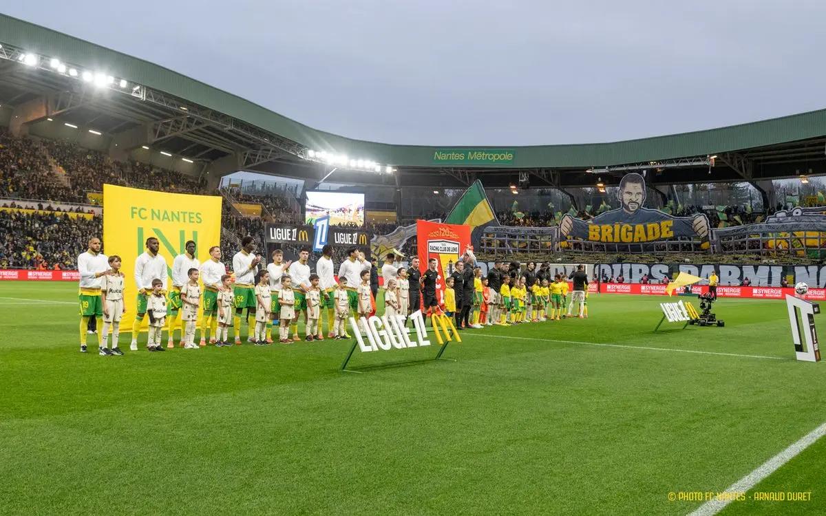 RC Lens visa a qualificação europeia