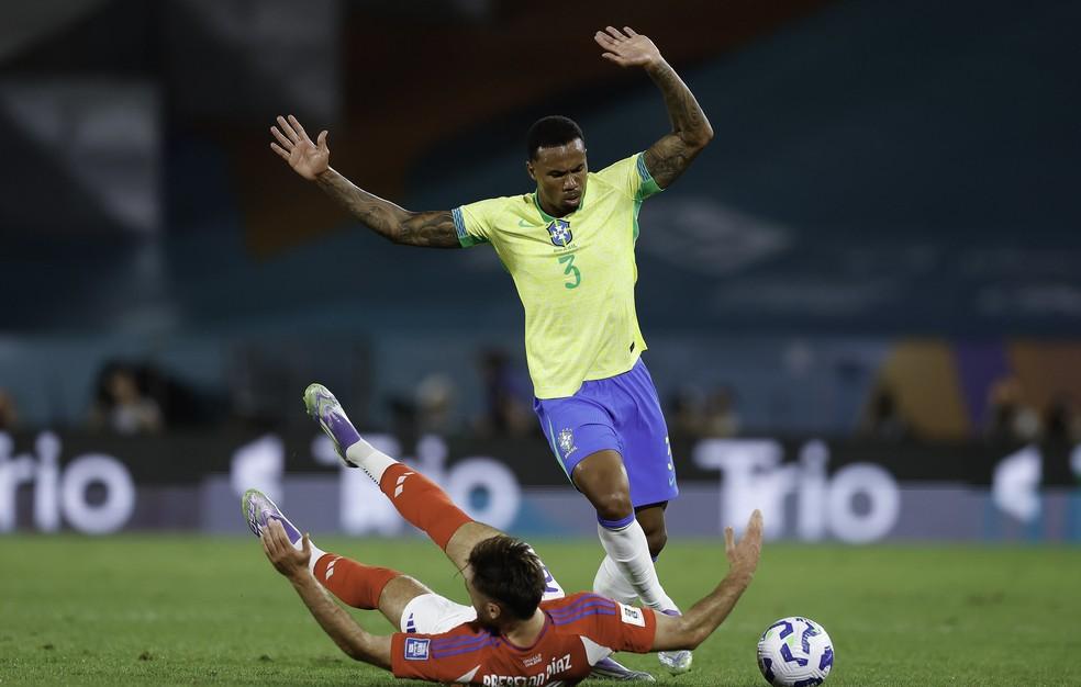 Gabriel Magalhães em ação em Brasil x Chile