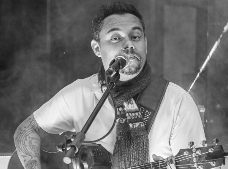 Adriano Muniz: Cantor Sertanejo Encontrado Morto em Seu Apartamento no DF
