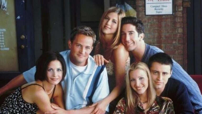 Atores de Friends Irritados com Lisa Kudrow Após Revelações sobre Ganhos Milionários