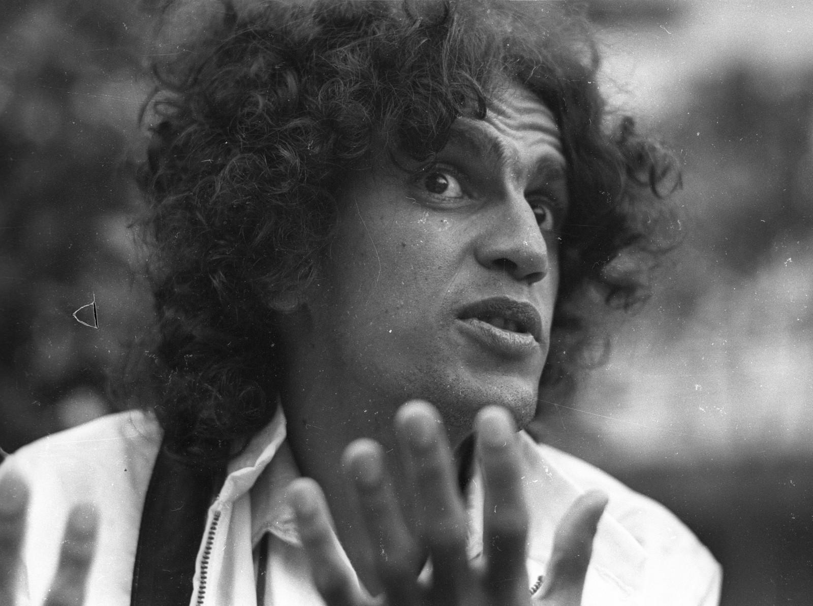 Caetano Veloso na época da Tropicália