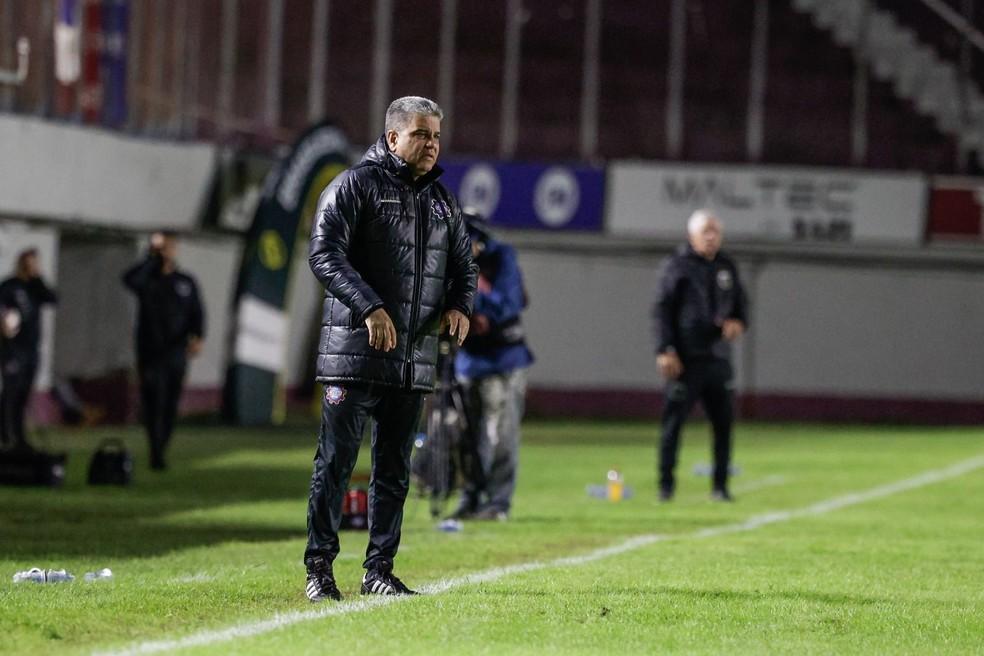 Marcelo Cabo - técnico Caxias
