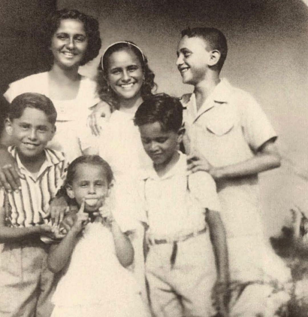 Caetano Veloso com irmãos em Santo Amaro