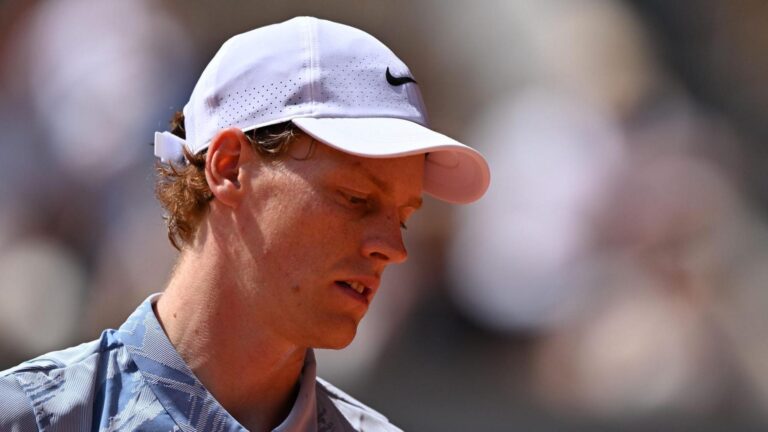 Surpresas no Roland Garros 2026: Jannik Sinner e Carlos Alcaraz fora da disputa