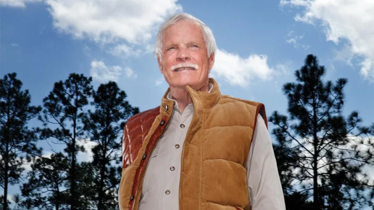 Ted Turner Morre aos 87 Anos: Lenda da Televisão e Filantropo Insubstituível