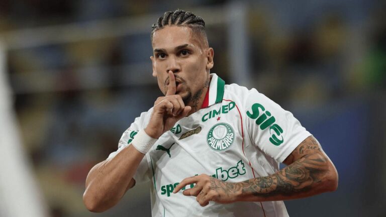 Palmeiras vence Flamengo em jogo emblemático e bate recorde de audiência