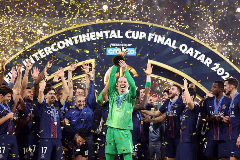 Matvey Safonov: O Goleiro Que Conquistou a Confiança do PSG e a Admiração dos Brasileiros