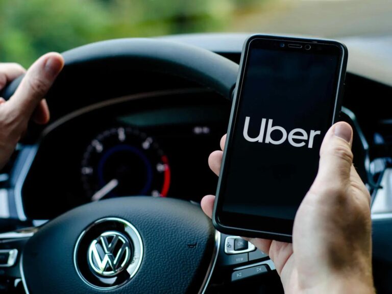 Uber expande ‘Passe para Motoristas’ e propõe aquisição da Delivery Hero