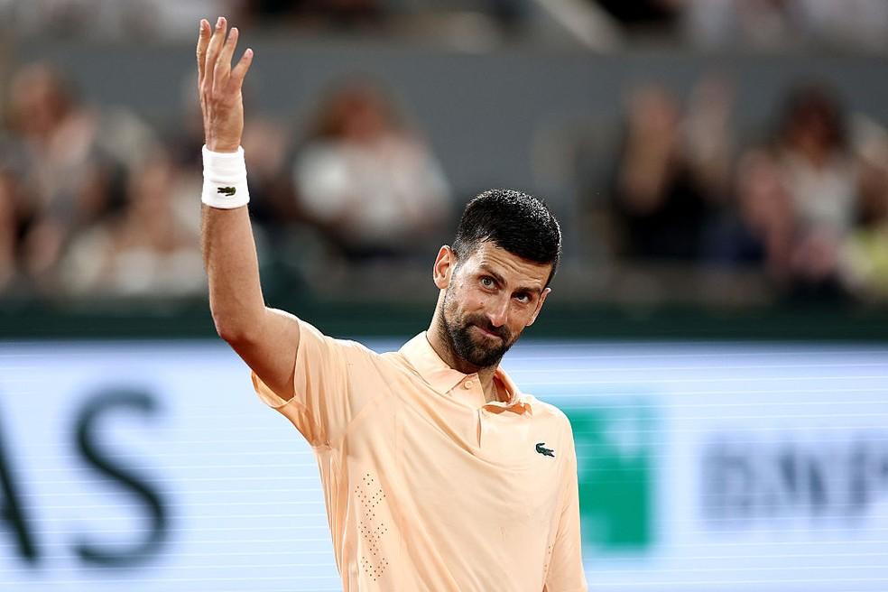 Djokovic na estreia contra Perricard em Roland Garros
