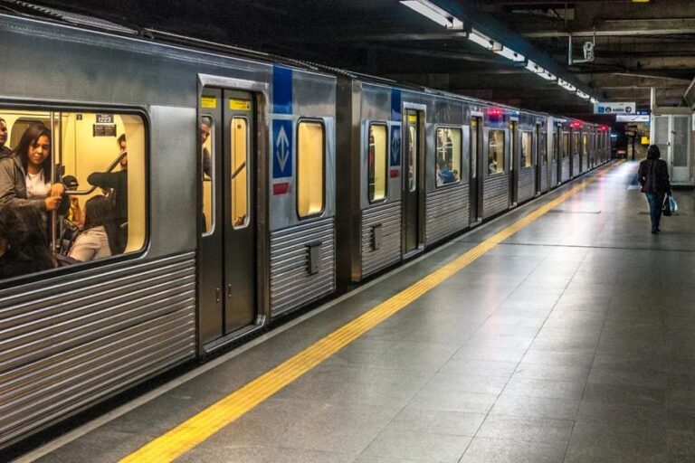 Metroviários de São Paulo anunciam greve para o dia 13 de maio