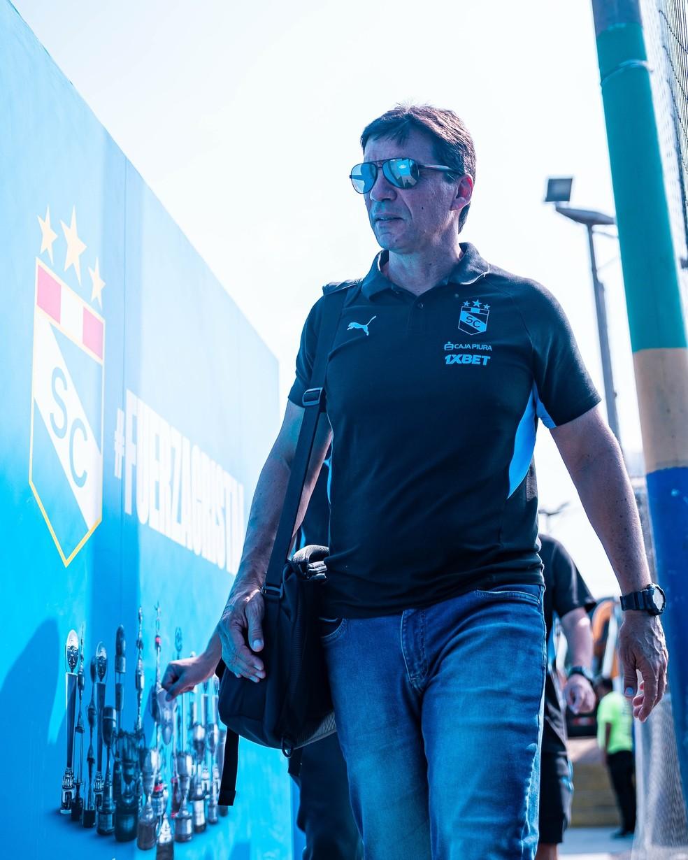 Zé Ricardo, técnico do Sporting Cristal