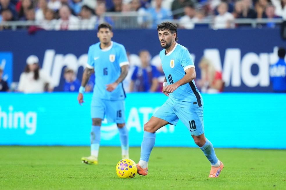 Giorgian de Arrascaeta em ação pelo Uruguai contra os Estados Unidos