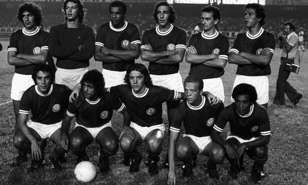 Time do Palmeiras em 1973, com Leivinha em destaque.