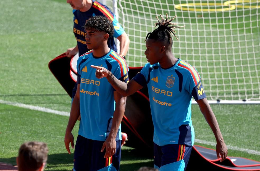 Treino da seleção da Espanha com Lamine Yamal e Nico Williams