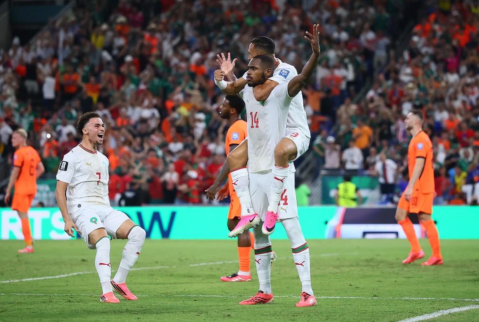 Comemoração do gol de Diop, de Marrocos, contra a Holanda