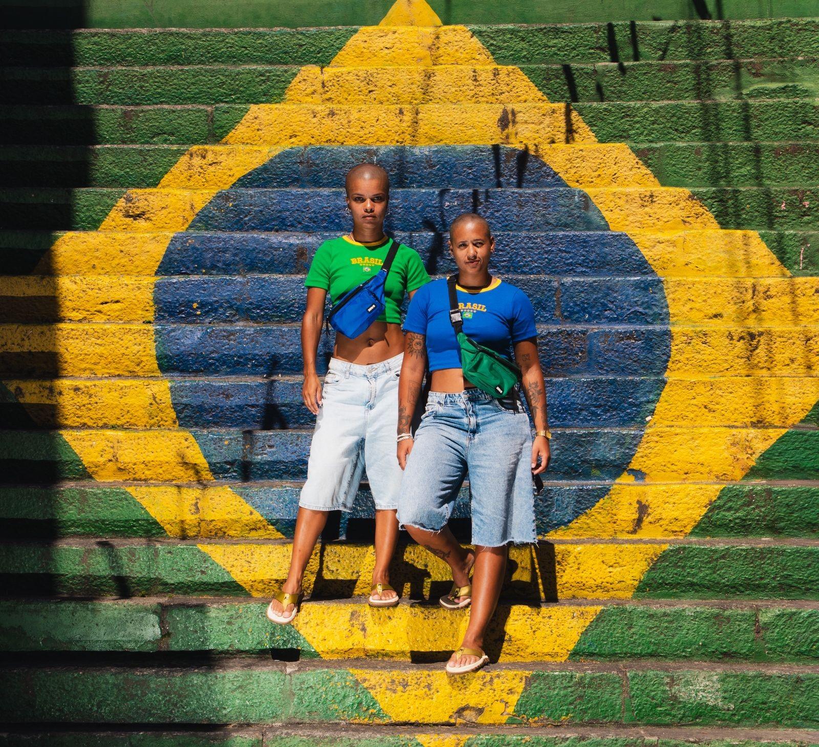 Cropped e pochetes da Xet's para a Copa do Mundo
