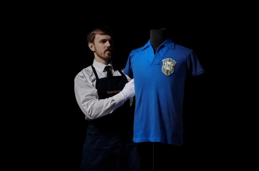 Camisa de Pelé na final de 1958 vai ser leiloada neste ano