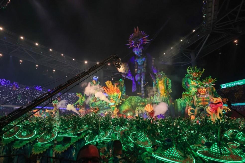 Apresentação do boi-bumbá Caprichoso no Festival de Parintins 2026