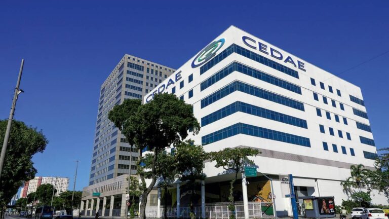 Auditoria da Cedae Revela Riscos em Investimentos no Banco Master