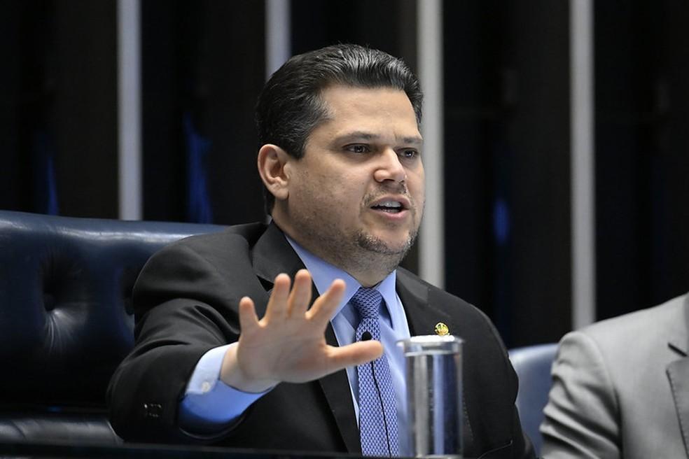 Presidente do Senado Federal, senador Davi Alcolumbre durante reunião