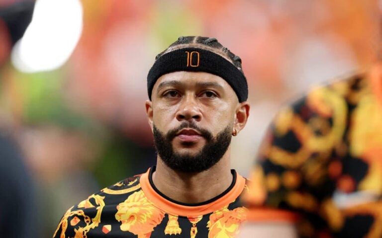 Corinthians e Memphis Depay: Rumo à Classificação nas Oitavas da Copa do Mundo