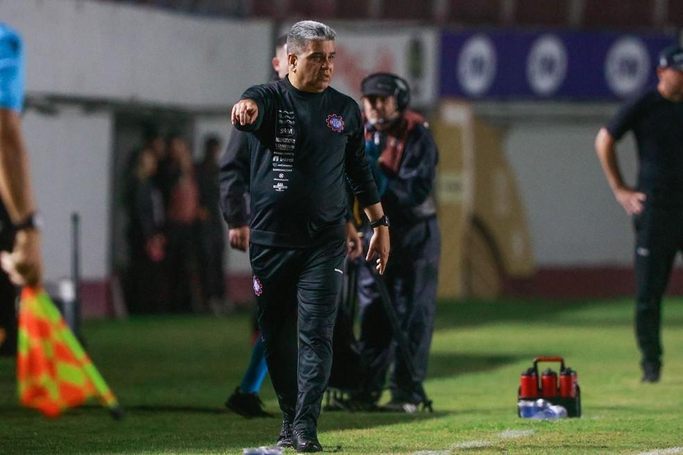 Marcelo Cabo, técnico do Caxias