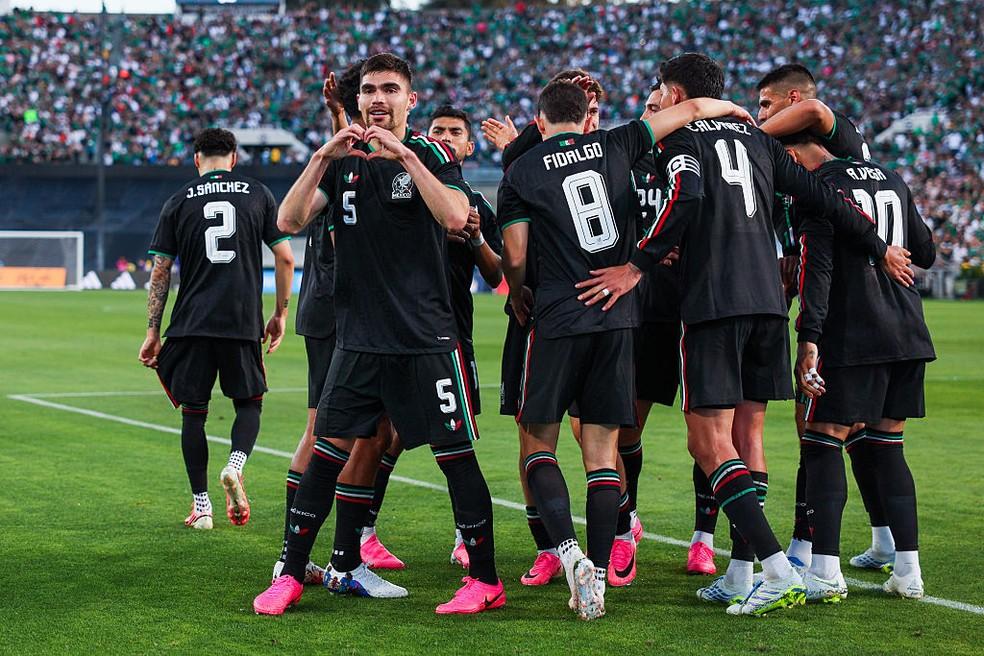 Invicto em 2026, México encara a Sérvia uma semana antes de enfrentar a África do Sul.