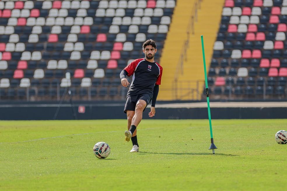Patrick Brey, lateral-esquerdo do Botafogo-SP