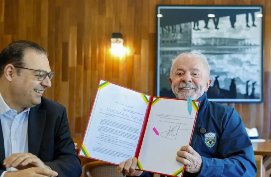 Lula Sanciona Lei que Garante Renovação Automática da CNH para Bons Condutores