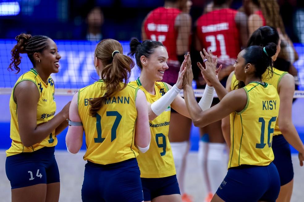Brasil enfrenta Bulgária pelo terceiro confronto da Liga das Nações Feminina de vôlei