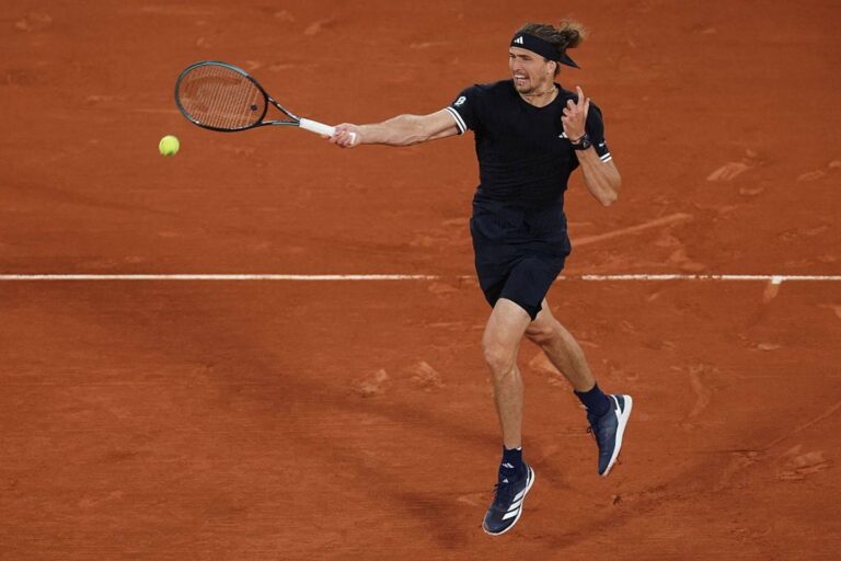 Alexander Zverev brilha nas quartas de final do French Open 2026