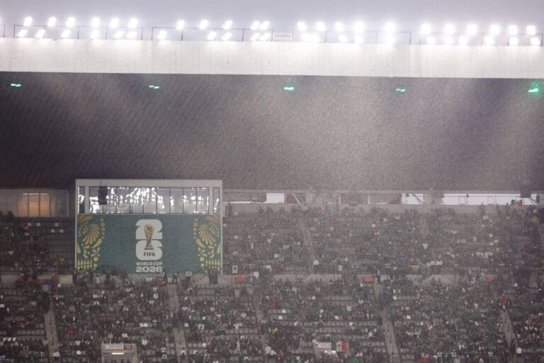A Tempestade Que Atrasou o Jogo: México x Equador na Copa do Mundo 2026