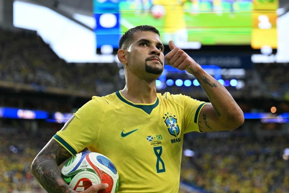 Bruno Guimarães deu o cruzamento do segundo gol do Brasil contra a Escócia