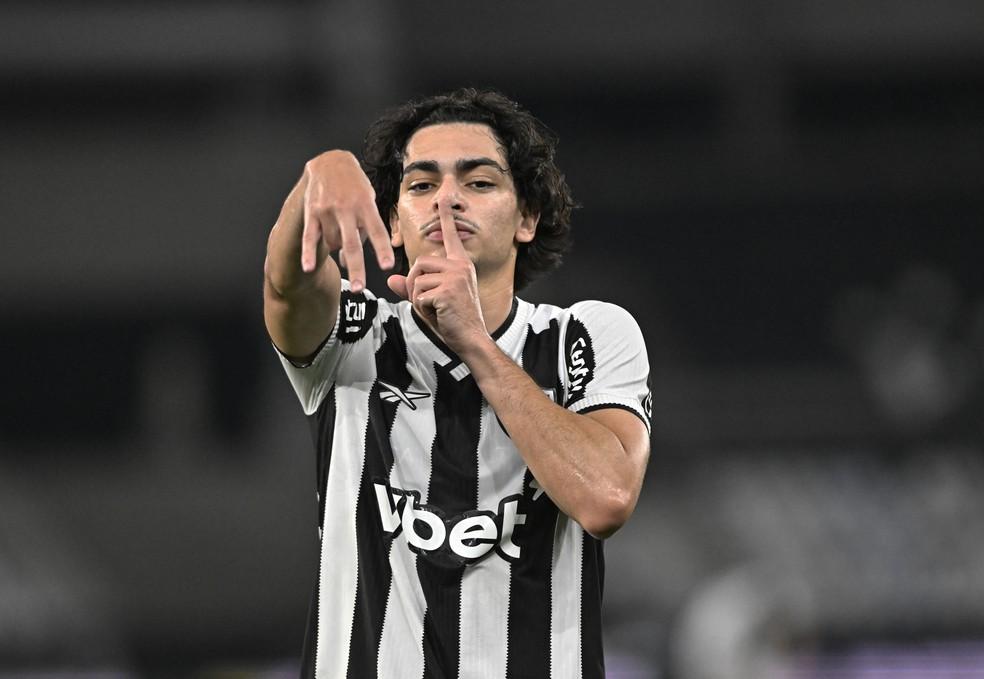 Matheus Nascimento em Botafogo x Volta Redonda, pelo Carioca
