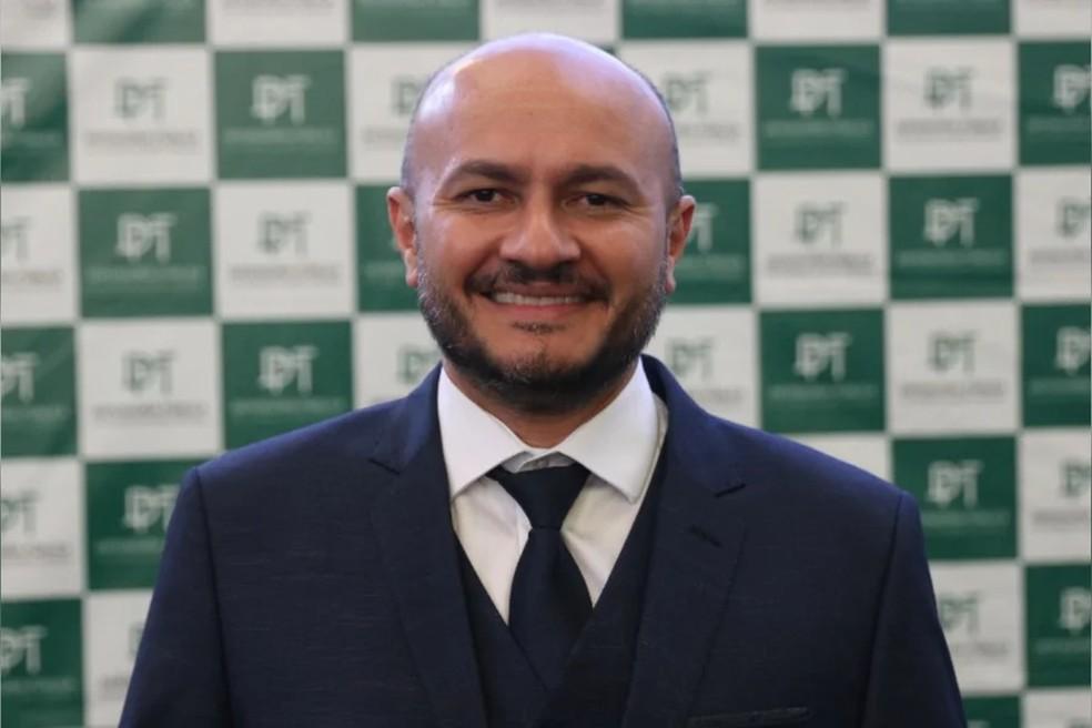 1º subdefensor público-geral exonerado pela Defensoria Pública.