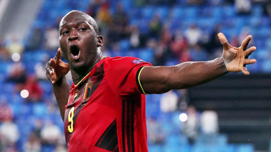 Romelu Lukaku comemora gol da Bélgica.