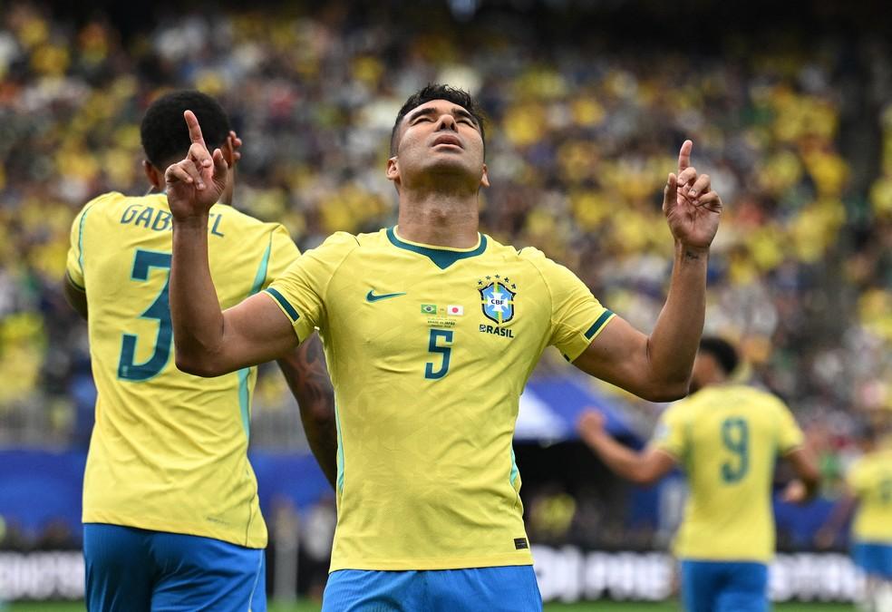 Casemiro marca o gol de empate do Brasil