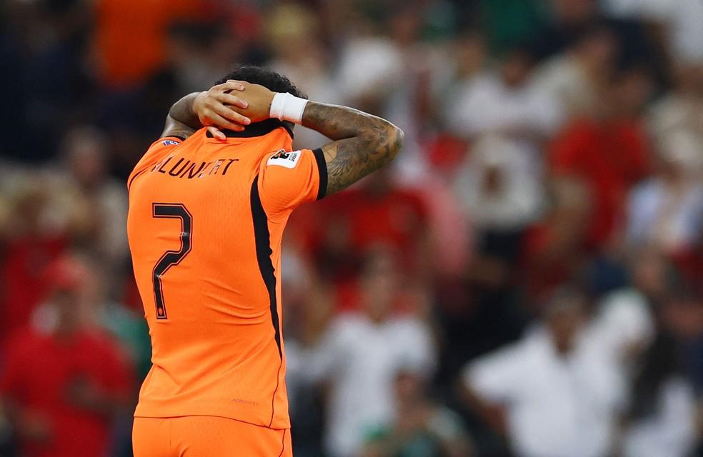 Justin Kluivert lamenta pênalti perdido na Copa do Mundo