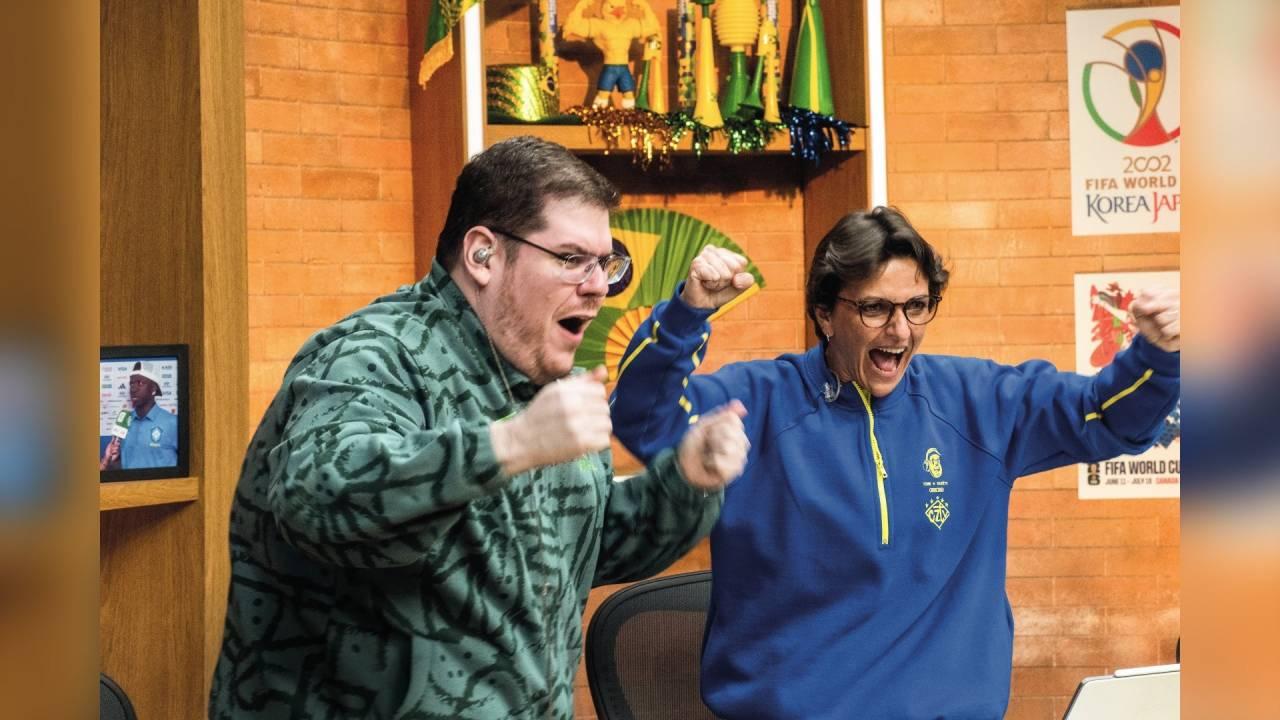 CazéTV com Casimiro e Ju Cabral, fenômeno no Mundial