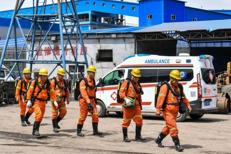 Tragédia em mina de carvão na China deixa 82 mortos