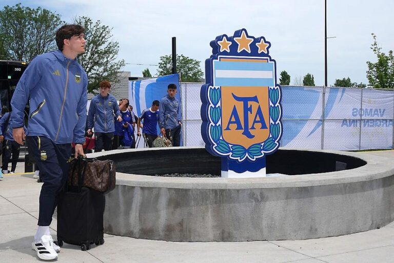 Lesão no Treino Pode Excluir Balerdi da Seleção Argentina na Copa do Mundo
