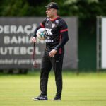 Vitória Enfrenta Botafogo em Busca de Quebrar Tabus no Brasileirão