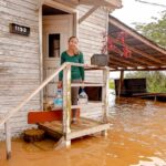 Nível do Guaíba sobe perigosamente: previsão de alagamentos nas ilhas de Porto Alegre