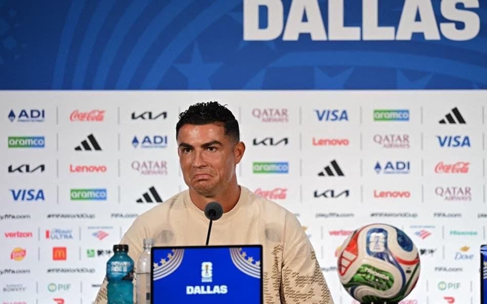 Cristiano Ronaldo durante coletiva.