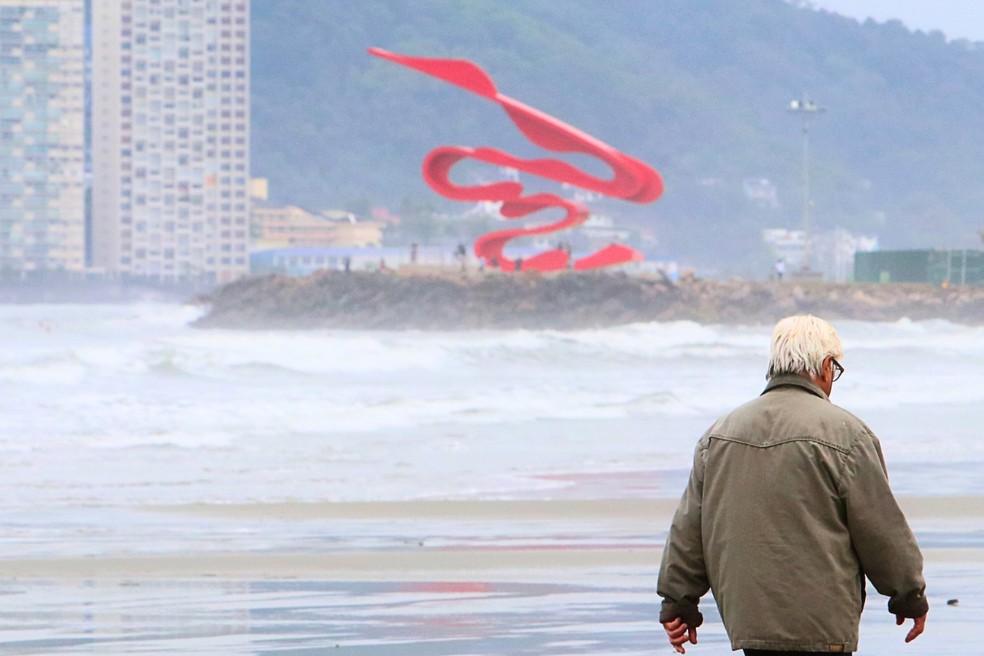 Frente fria deve atingir Santos neste final de semana